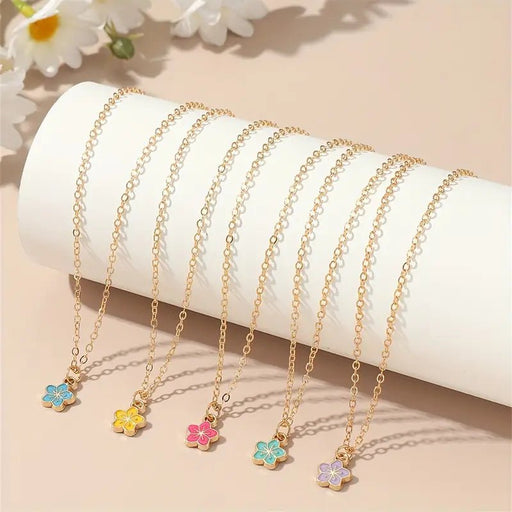 Conjunto de 5 Collares con Colgantes de Flores de Esmalte Colorido - Quierox - Tienda Online