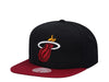 MITCHELL & NESS MIAMI HEAT TEAM TWO TONE 2.0 GORRA SNAPBACK - Quierox - Tienda Online