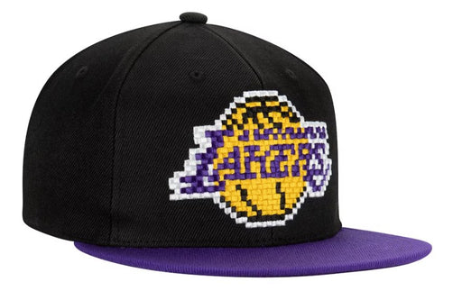 Gorra snapback ajustable en dos tonos de 8 bits negra Mitchell & Ness de Los Angeles Lake - Quierox - Tienda Online